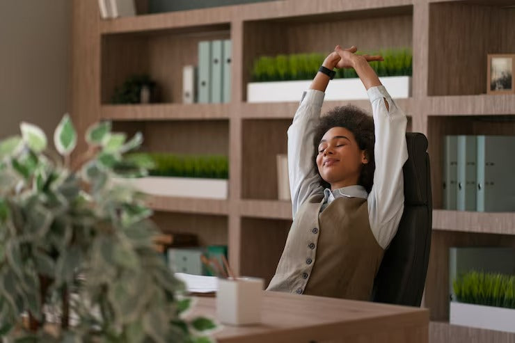 Why You Crash at 3 PM (and How to Fix the Afternoon Energy Slump)